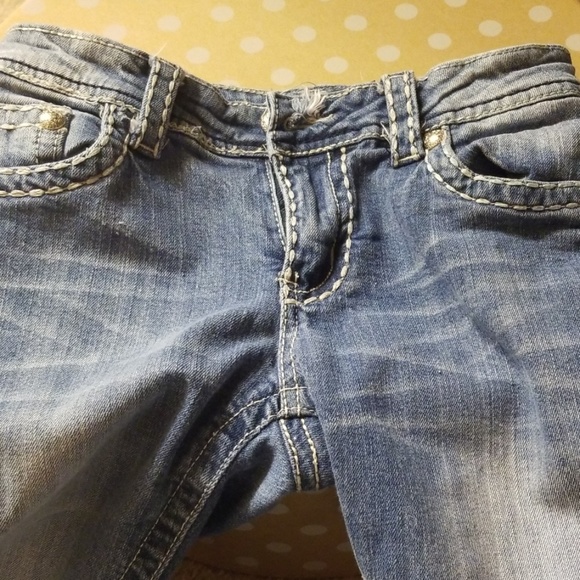 Suki sans Faded boot cut jeans petite 24 - Picture 3 of 8